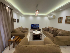 CK1108 Spacious 2BR Apt 2BA Near Airport